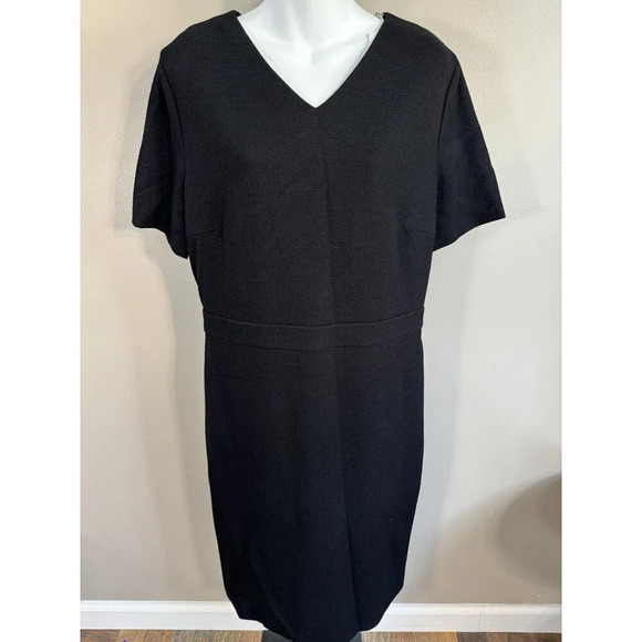 Hugo Boss Helala Textured V Neck Dress Business Wear Size 12 Black - Picture 1 of 11